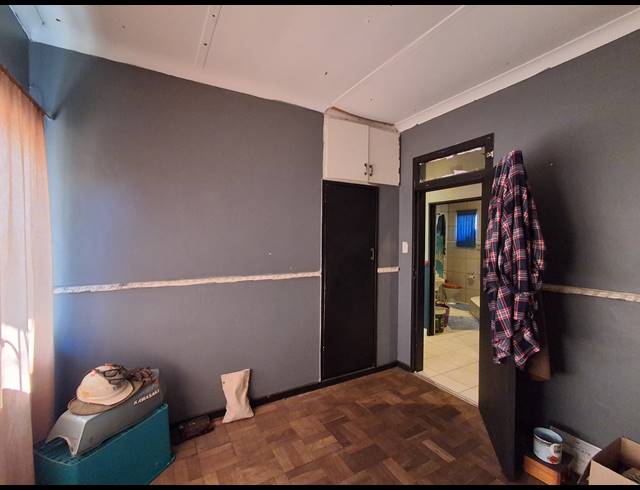 3 BEDROOM FREESTANDING FOR SALE IN STILFONTEIN EXT 4